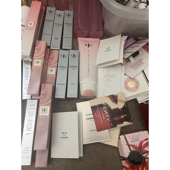 Full Size 9pc Mixed Makeup Skin& Hair Care Lot Bundle Name Brand Sample Perfumes - Picture 6 of 9